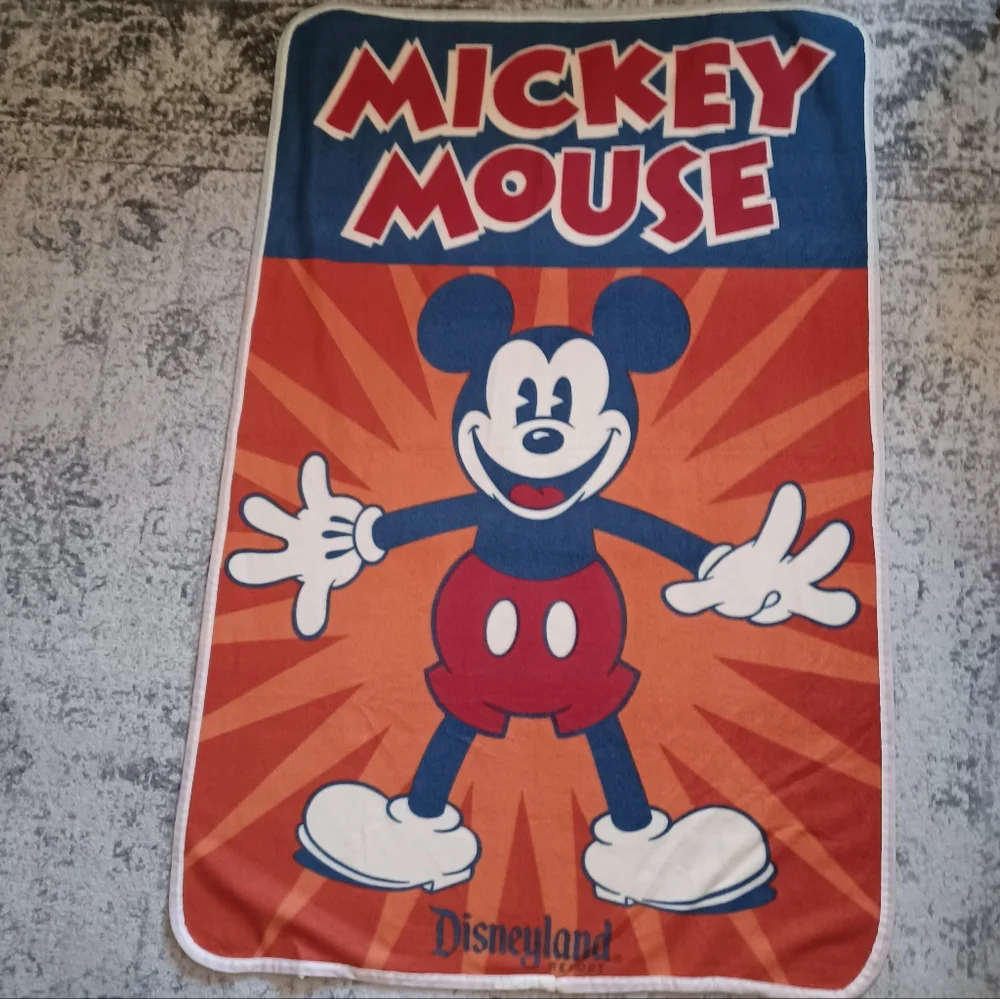 Disney Parks Mickey Mouse Disneyland Throw Blanket Fleece Orange Red Vintage